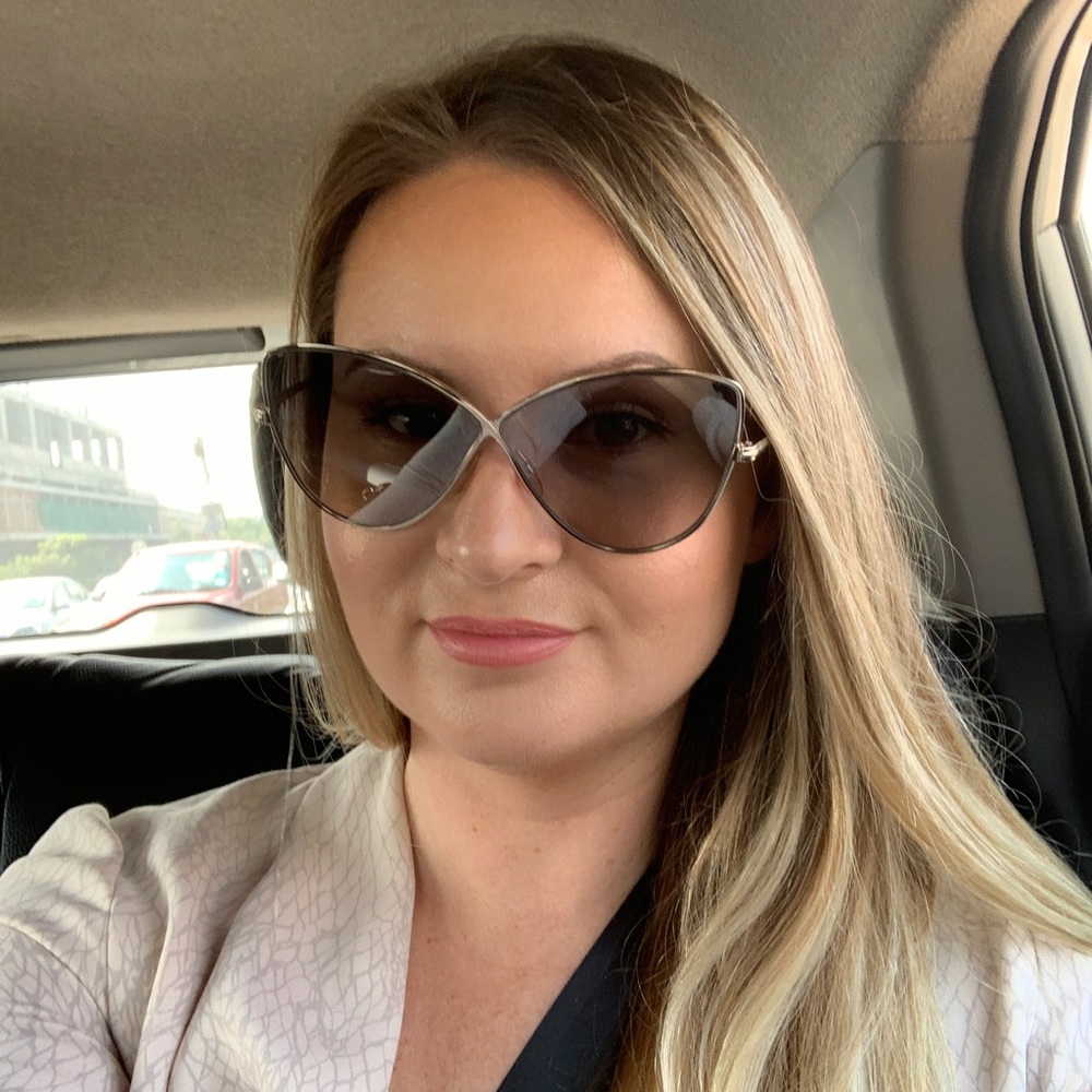 Meet your Posher, Ashley
